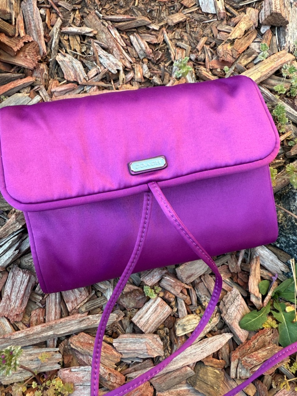 COACH Mulberry Satin Travel Jewelry Organizer - Picture 2 of 12
